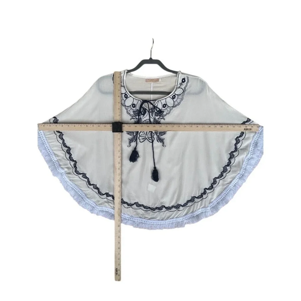 Yasiqi Fashion Womens White‎ Navy Blue Floral Embroidered Fringe Poncho One Size